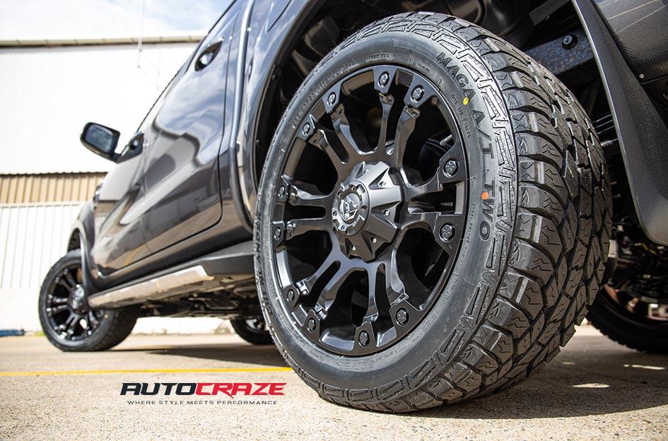 FORD-RANGER-VAPOR-MATTE-BLACK